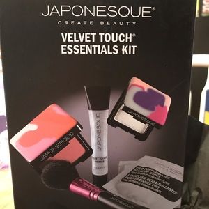 2 kits-Japonesque-Velvet Touch Essentials Kit-New
